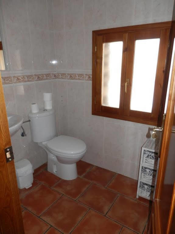 Hostal El Portalico Linares de Mora Exterior foto