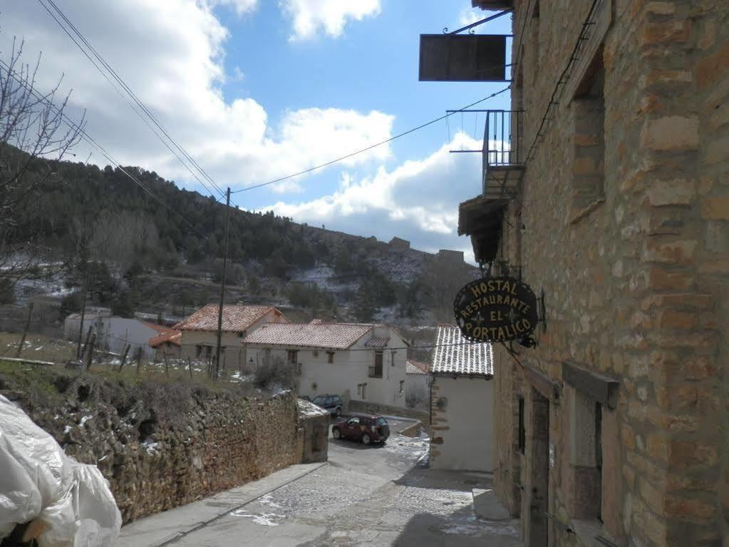 Hostal El Portalico Linares de Mora Exterior foto